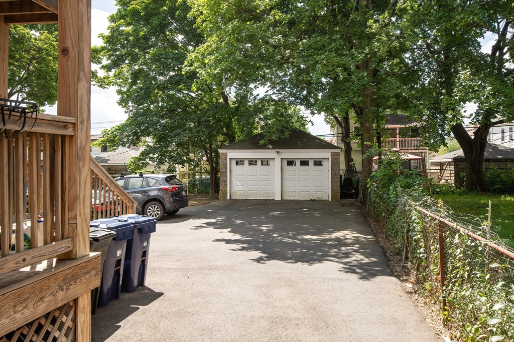 80 Fuller St 1