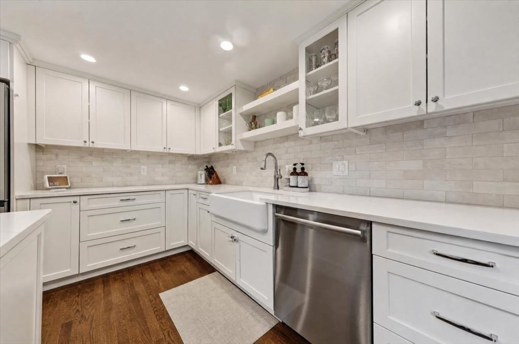 14 Bradley Woods Dr, Hingham, MA, 14 Bradley Woods Dr, Hingham, MA Photo #10