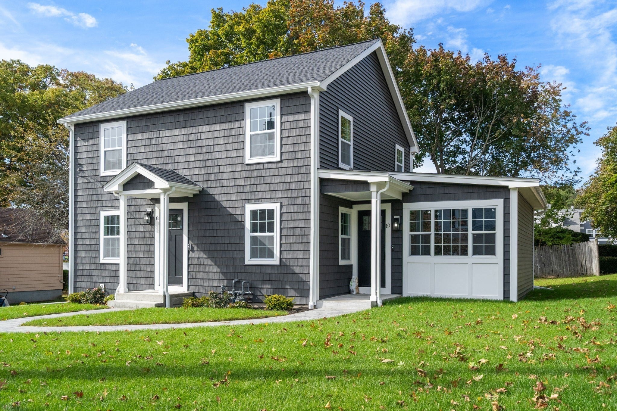 Photo of 8 Strafford Rd, Westwood, MA