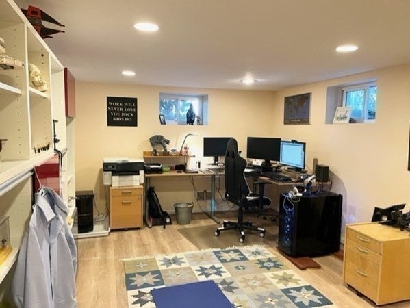 10 Duxbury Rd #10, Newton, MA, 10 Duxbury Rd #10, Newton, MA Photo #17