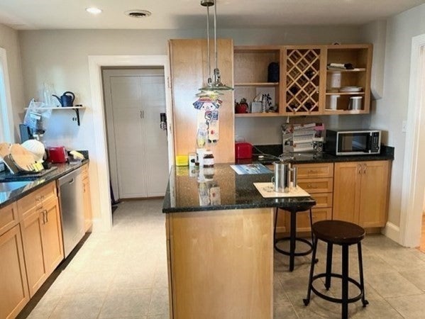 10 Duxbury Rd #10, Newton, MA, 10 Duxbury Rd #10, Newton, MA Photo #5