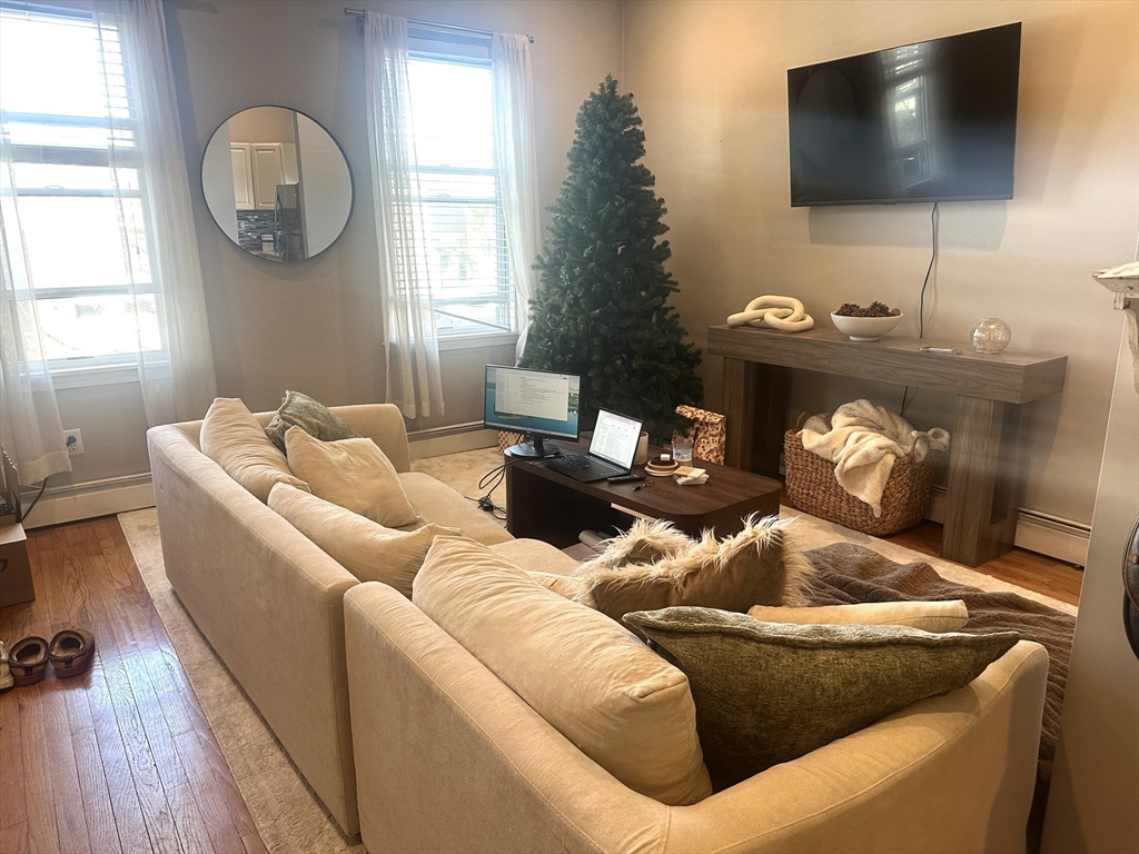 423 East 3rd St 1