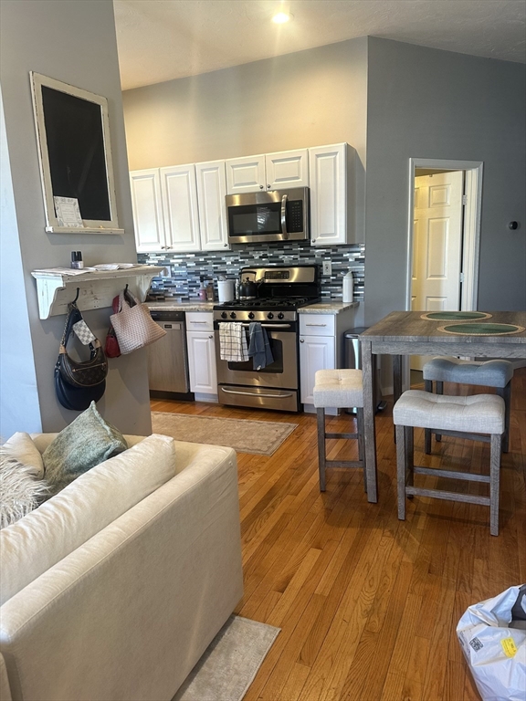 423 East 3rd St 1