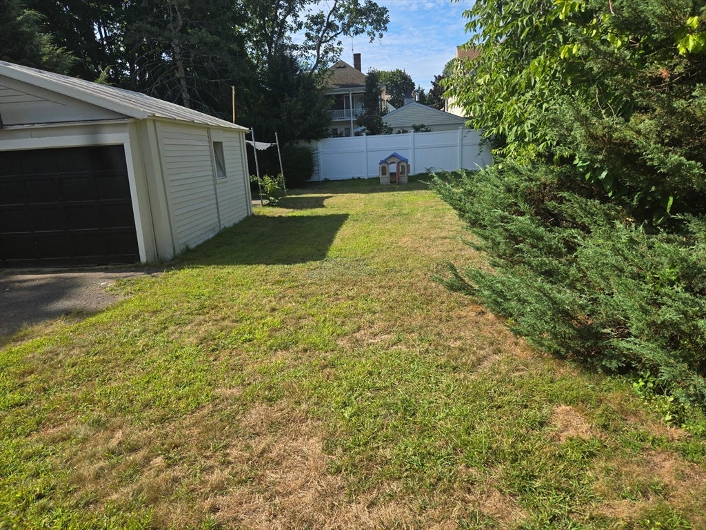 27 Mansfield  St
