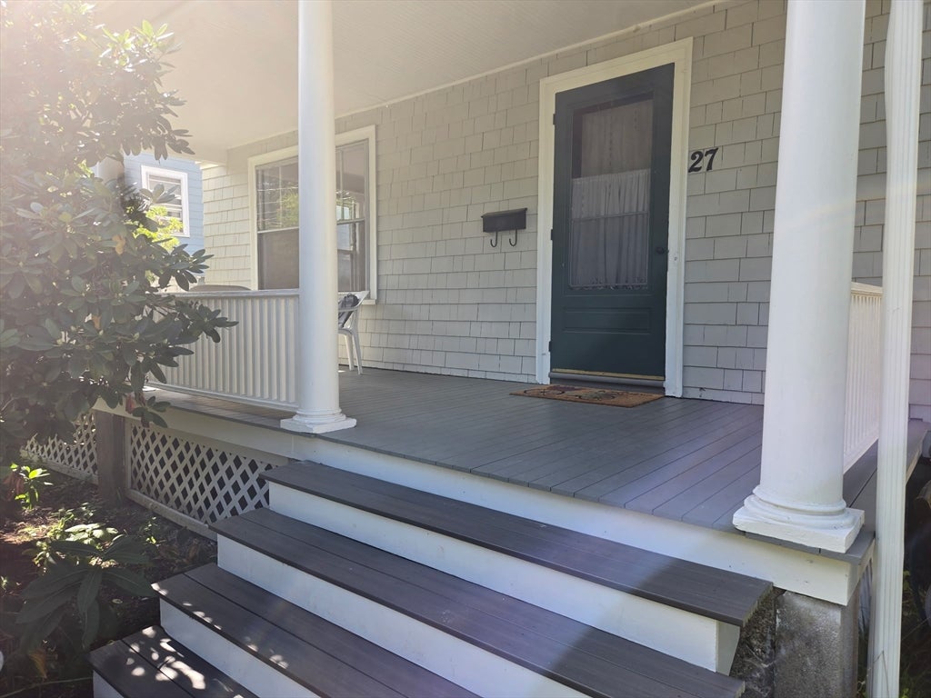 27 Mansfield  St