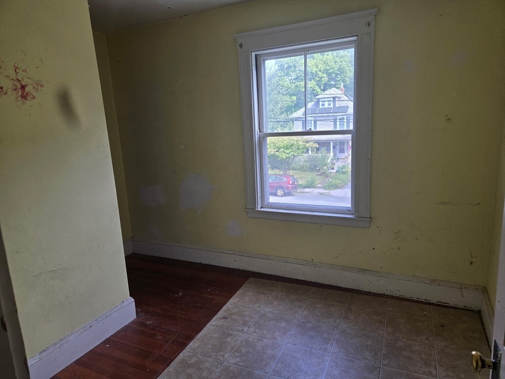 27 Mansfield St, Framingham, MA Photo #11