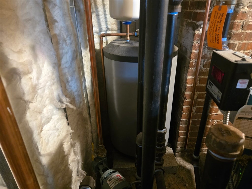27 Mansfield St, Framingham, MA Photo #20