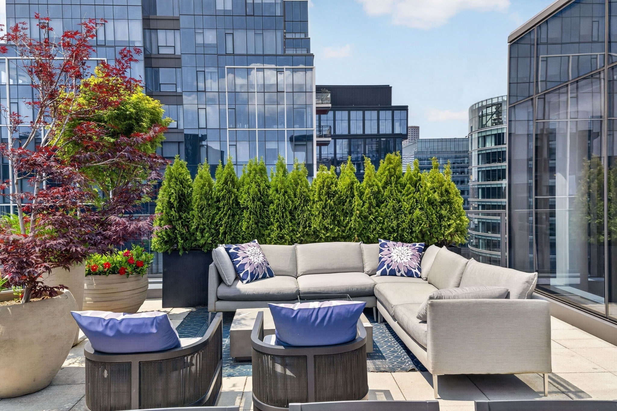 135 Seaport Blvd