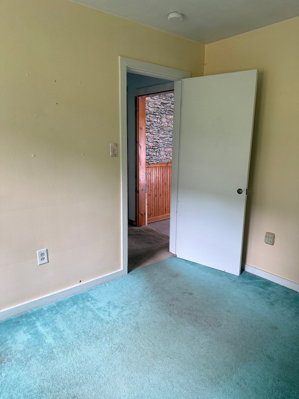 131 Anzio Rd, Athol, MA, 131 Anzio Rd, Athol, MA Photo #12