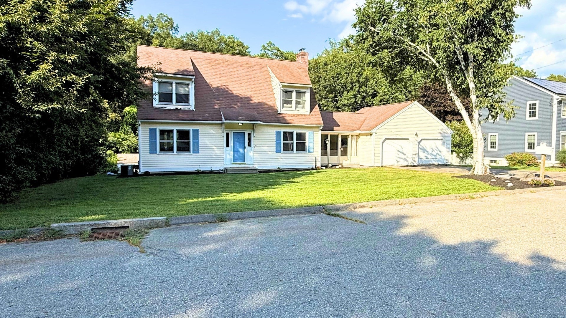 14 Indian Ridge Dr, Leominster MA 01453