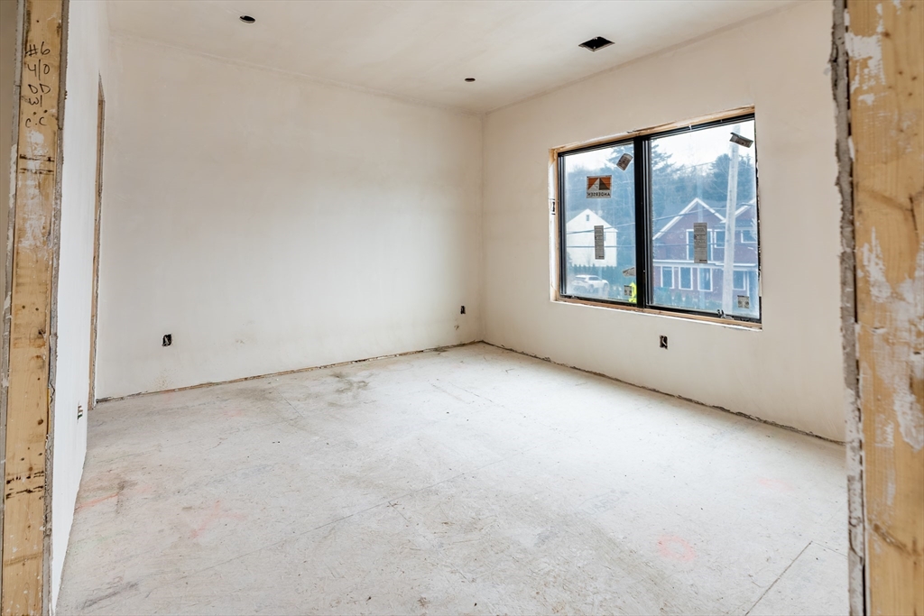 154 Langley Rd A