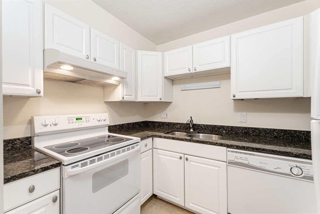 10 Williams Street 20