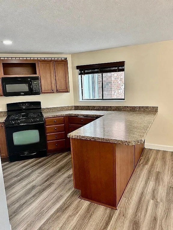 33 Spyglass Hill Dr 33