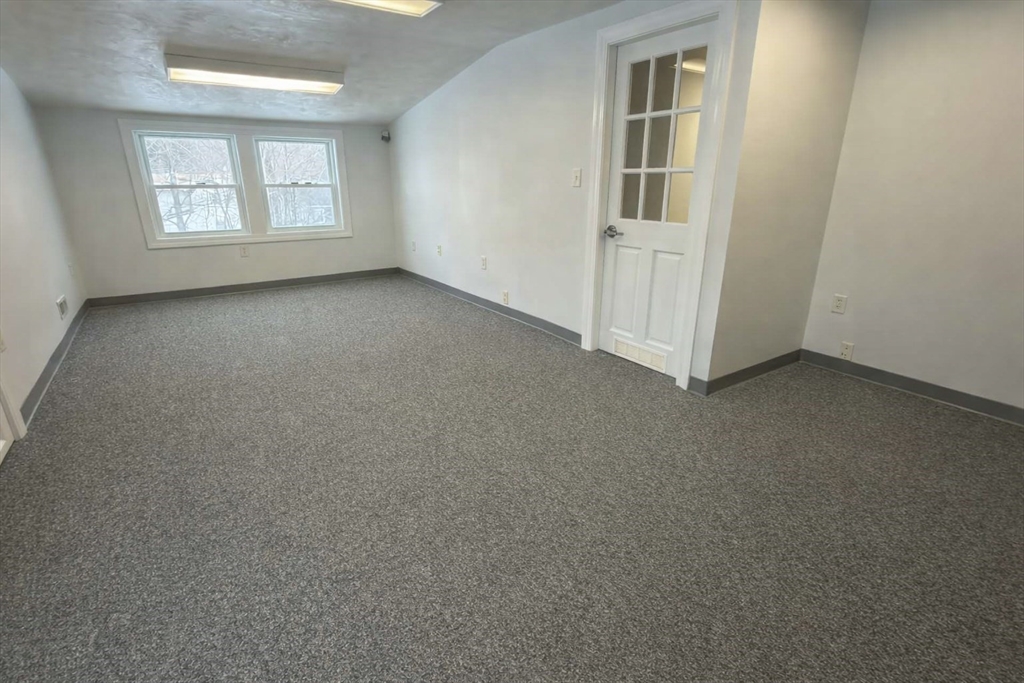 1565 Lakeview Avenue 204