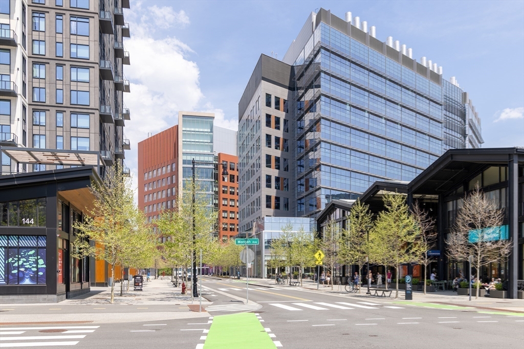 Cambridge, Massachusetts 02141, United States, 2 Bedrooms Bedrooms, ,1 BathroomBathrooms,Residential,Active,126885