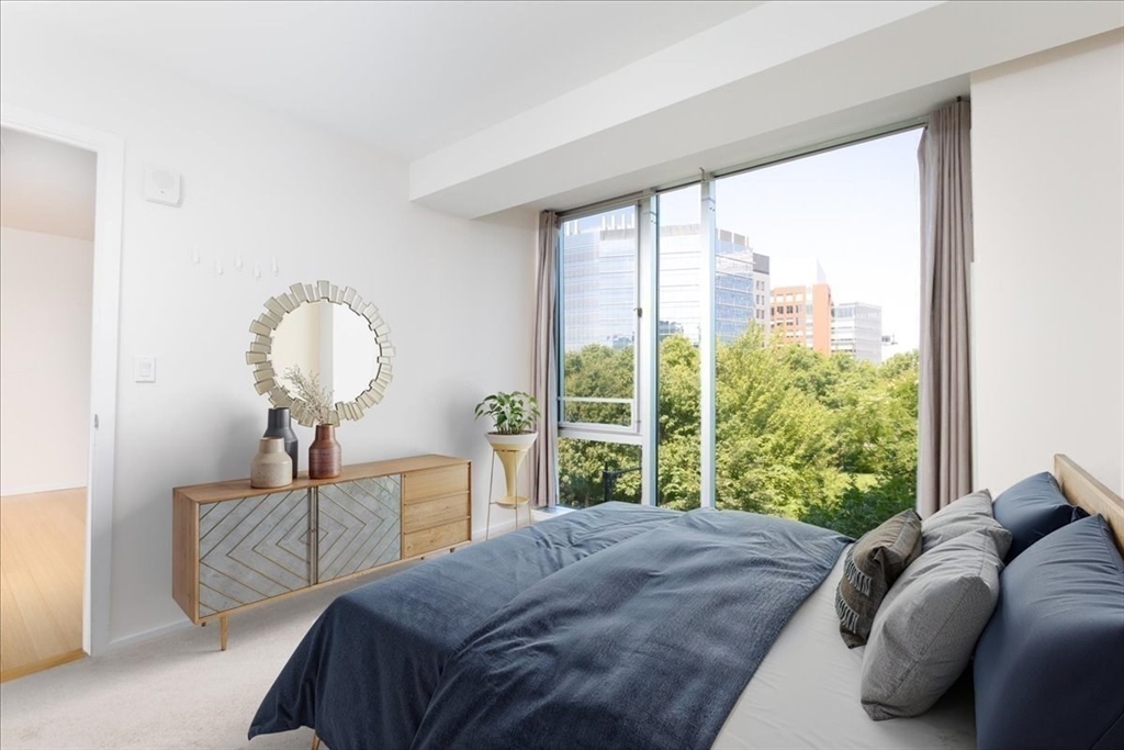 Cambridge, Massachusetts 02141, United States, 2 Bedrooms Bedrooms, ,1 BathroomBathrooms,Residential,Active,126885