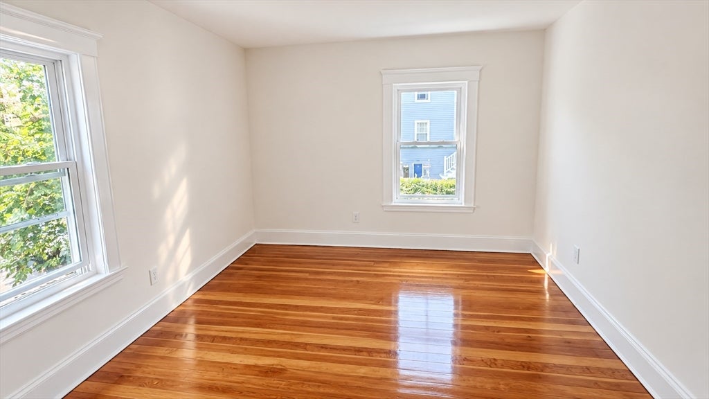 17 Lowe St #1, Quincy, MA Photo #2