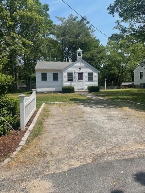 Photo of 40 Bradford Road, Yarmouth, MA 02673 (MLS # 73404850)