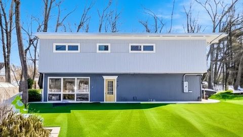 338 Church St Northbridge MA 01588