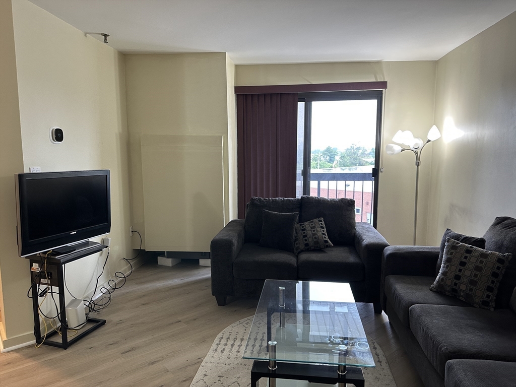 90 Quincy Shore Dr #311, Quincy, MA Photo #8