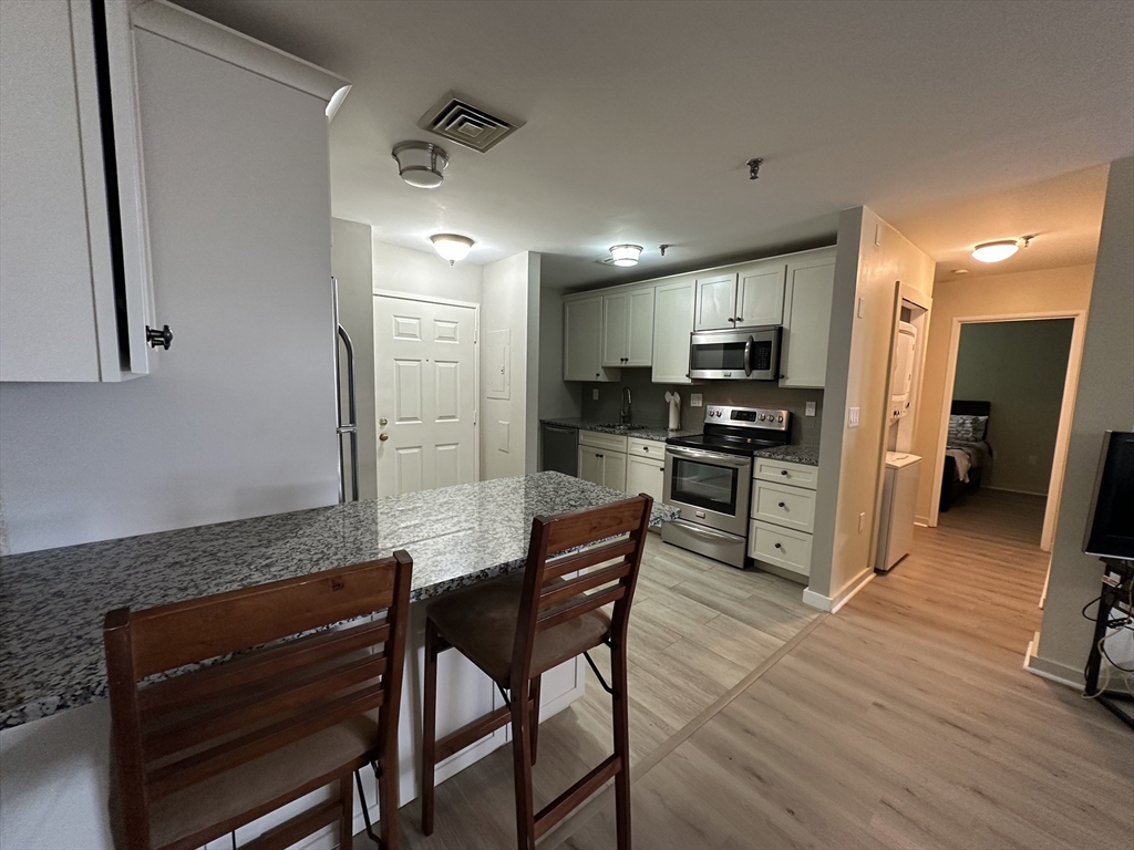 90 Quincy Shore Dr #311, Quincy, MA Photo #4