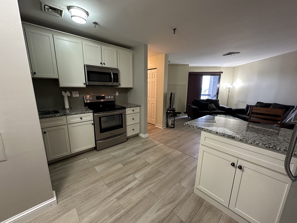 90 Quincy Shore Dr #311, Quincy, MA Photo #2