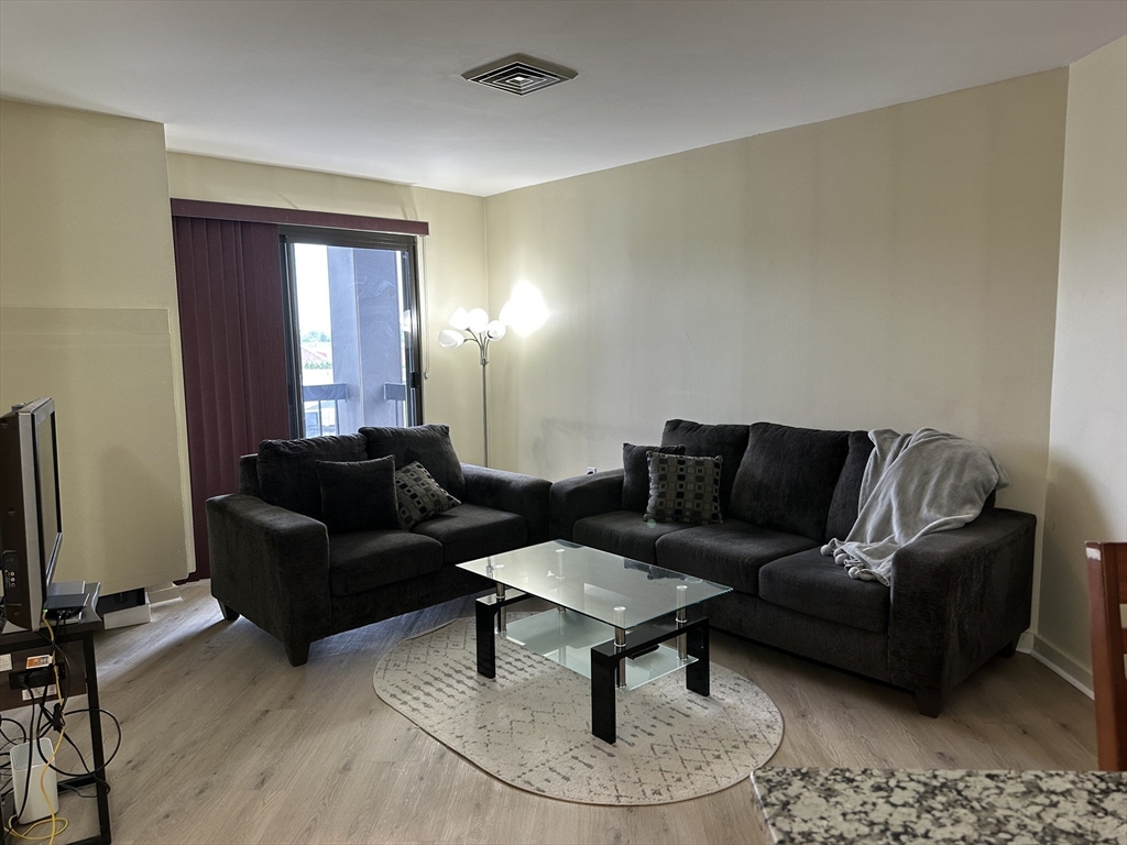 90 Quincy Shore Dr #311, Quincy, MA Photo #7