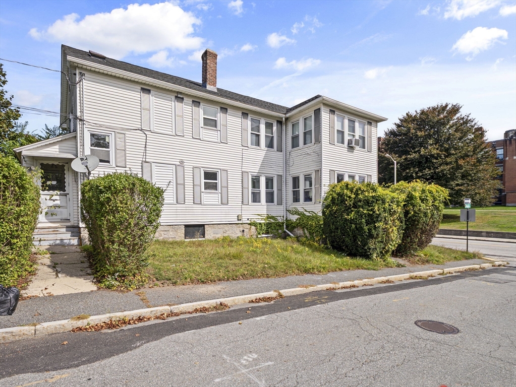 Worcester, Massachusetts 01607, United States, 4 Bedrooms Bedrooms, ,2 BathroomsBathrooms,Residential,Active,220866