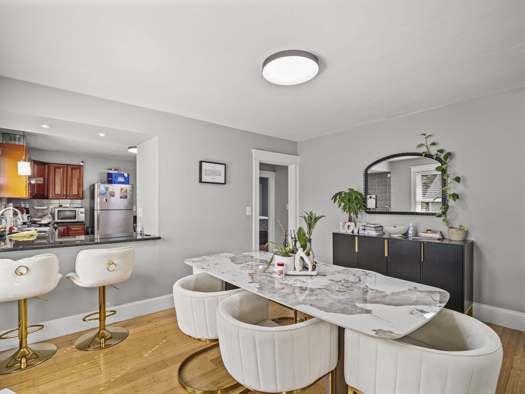 Worcester, Massachusetts 01607, United States, 4 Bedrooms Bedrooms, ,2 BathroomsBathrooms,Residential,Active,220866