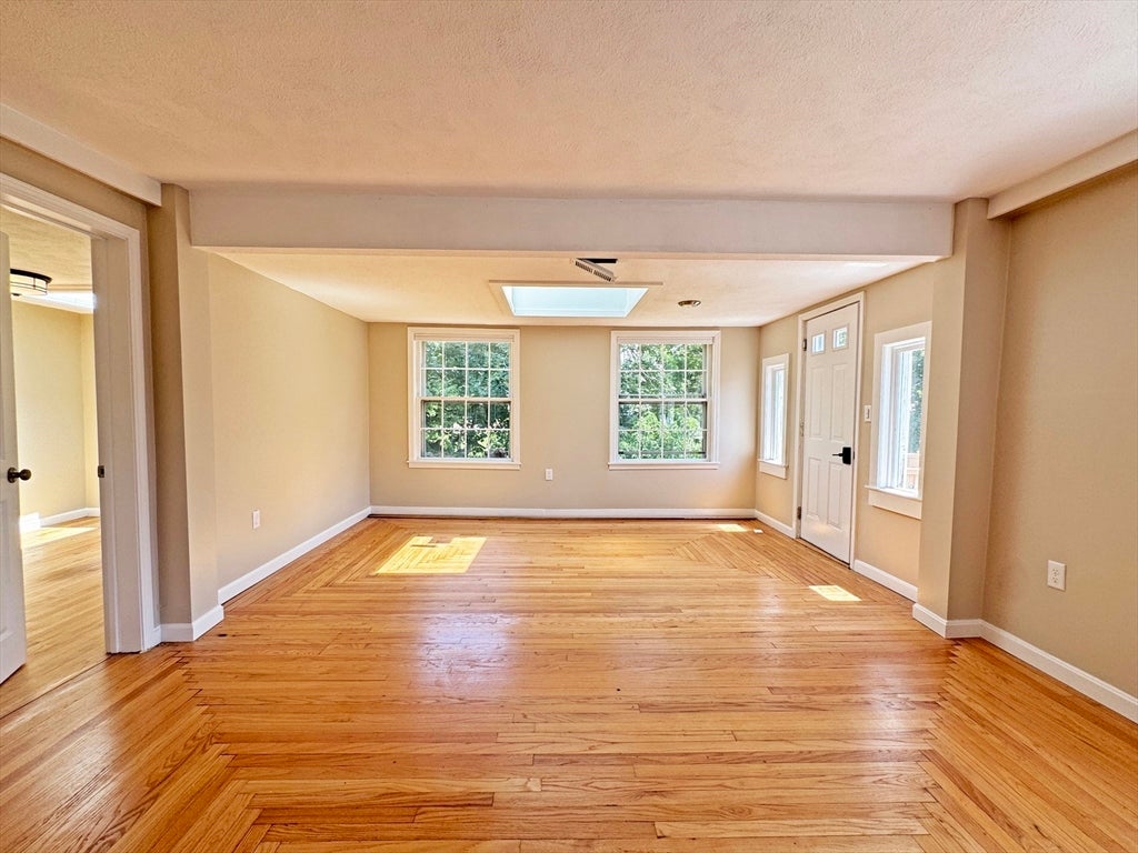 Photo of 191 Weston St, Waltham, MA