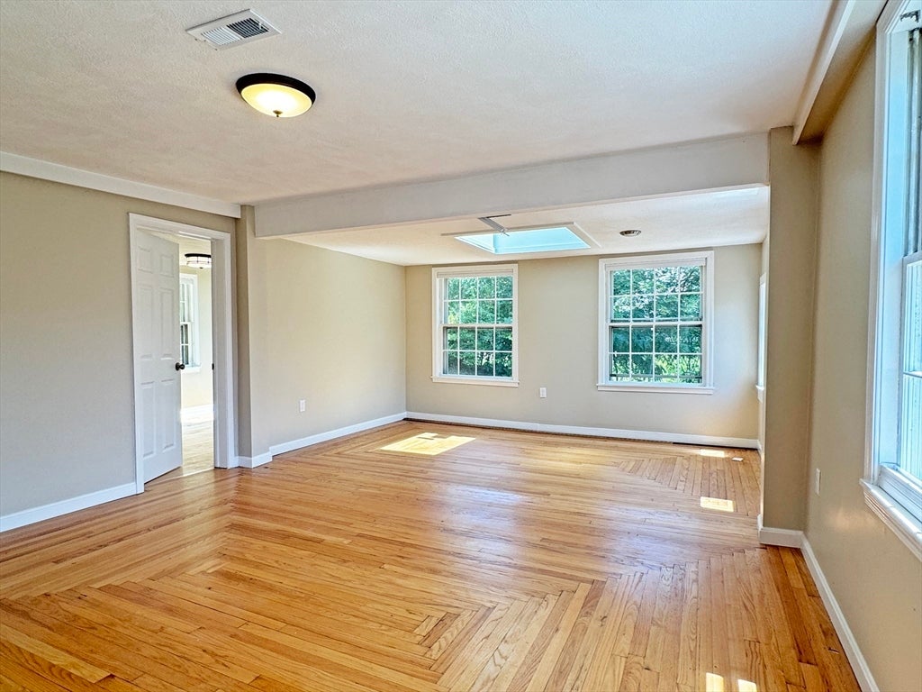 191 Weston St, Waltham, MA Photo #2