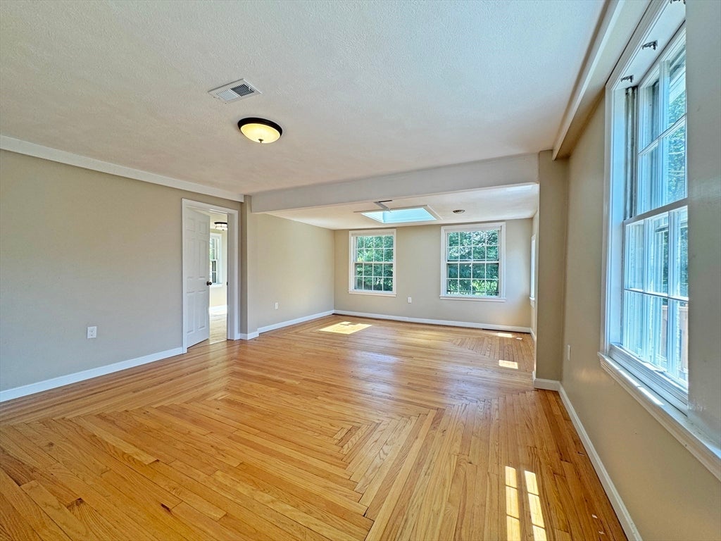191 Weston St, Waltham, MA Photo #3