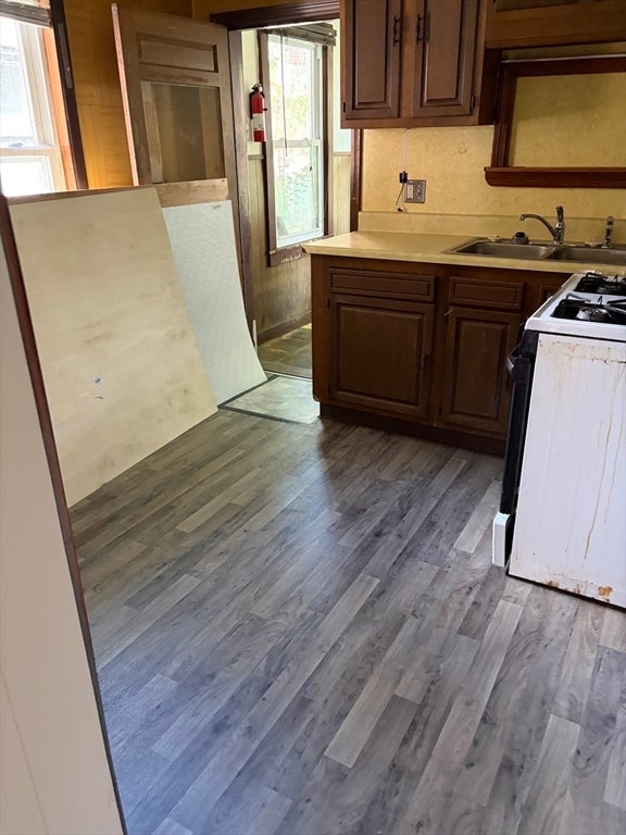 46 N Canal St, Holyoke, MA, 46 N Canal St, Holyoke, MA Photo #6
