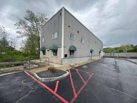 40 Cape Rd Milford MA 01757