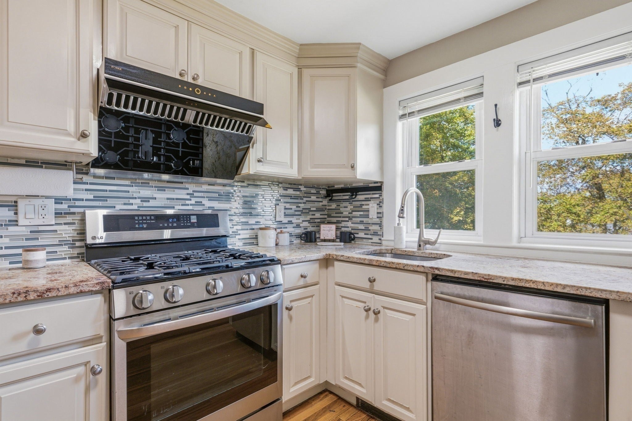 1145 Boylston St #3, Newton, MA, 1145 Boylston St #3, Newton, MA Photo #22
