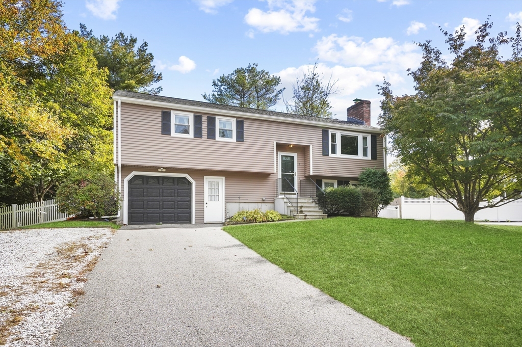 5 Hawthorne Circle