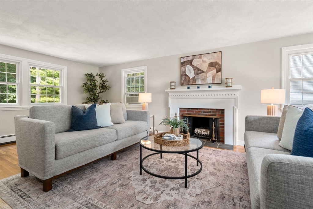 18 Evergreen Way
