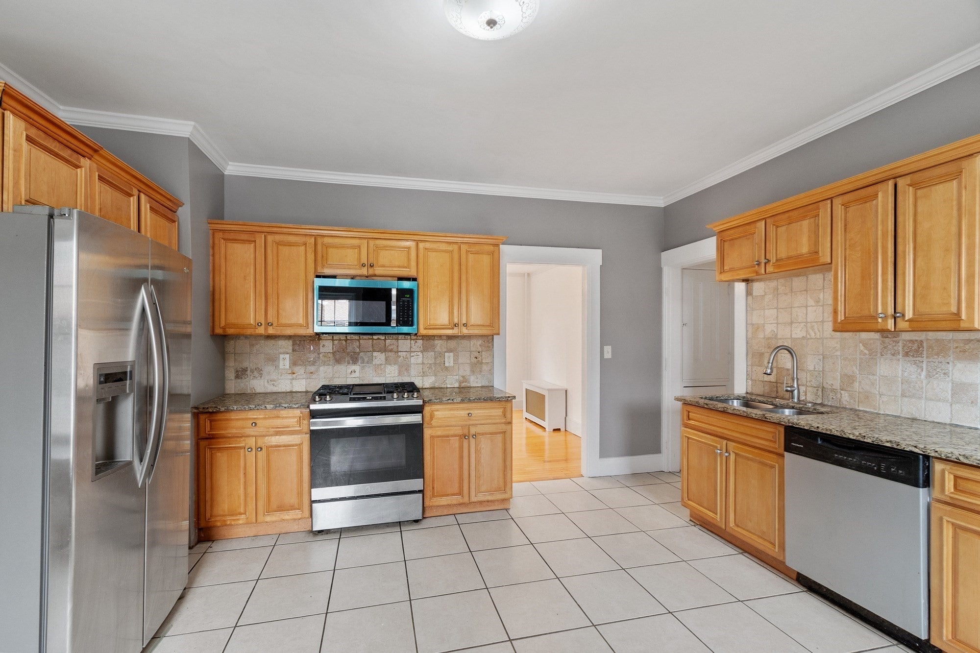 103 Walton St, Fitchburg, MA, 103 Walton St, Fitchburg, MA Photo #3