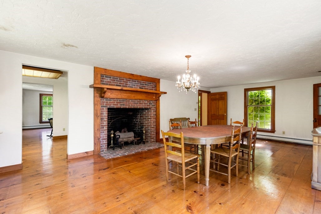 220 Essex St, Lynnfield, MA, 220 Essex St, Lynnfield, MA Photo #16