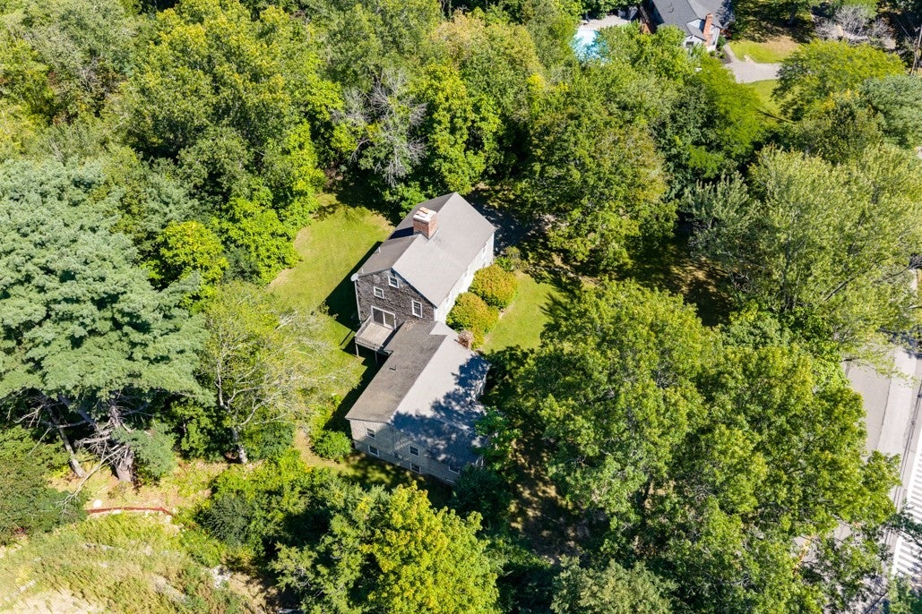 220 Essex St, Lynnfield, MA, 220 Essex St, Lynnfield, MA Photo #3