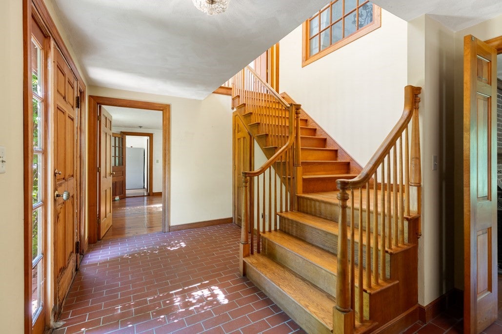 220 Essex St, Lynnfield, MA, 220 Essex St, Lynnfield, MA Photo #11