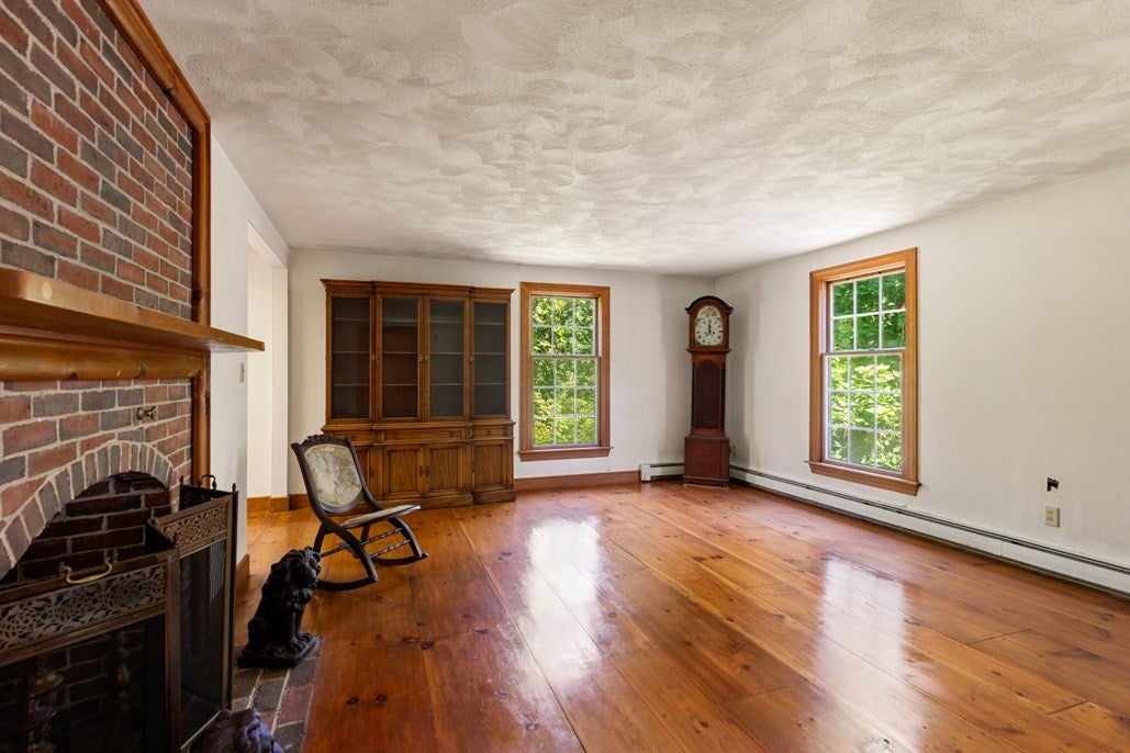 220 Essex St, Lynnfield, MA, 220 Essex St, Lynnfield, MA Photo #19