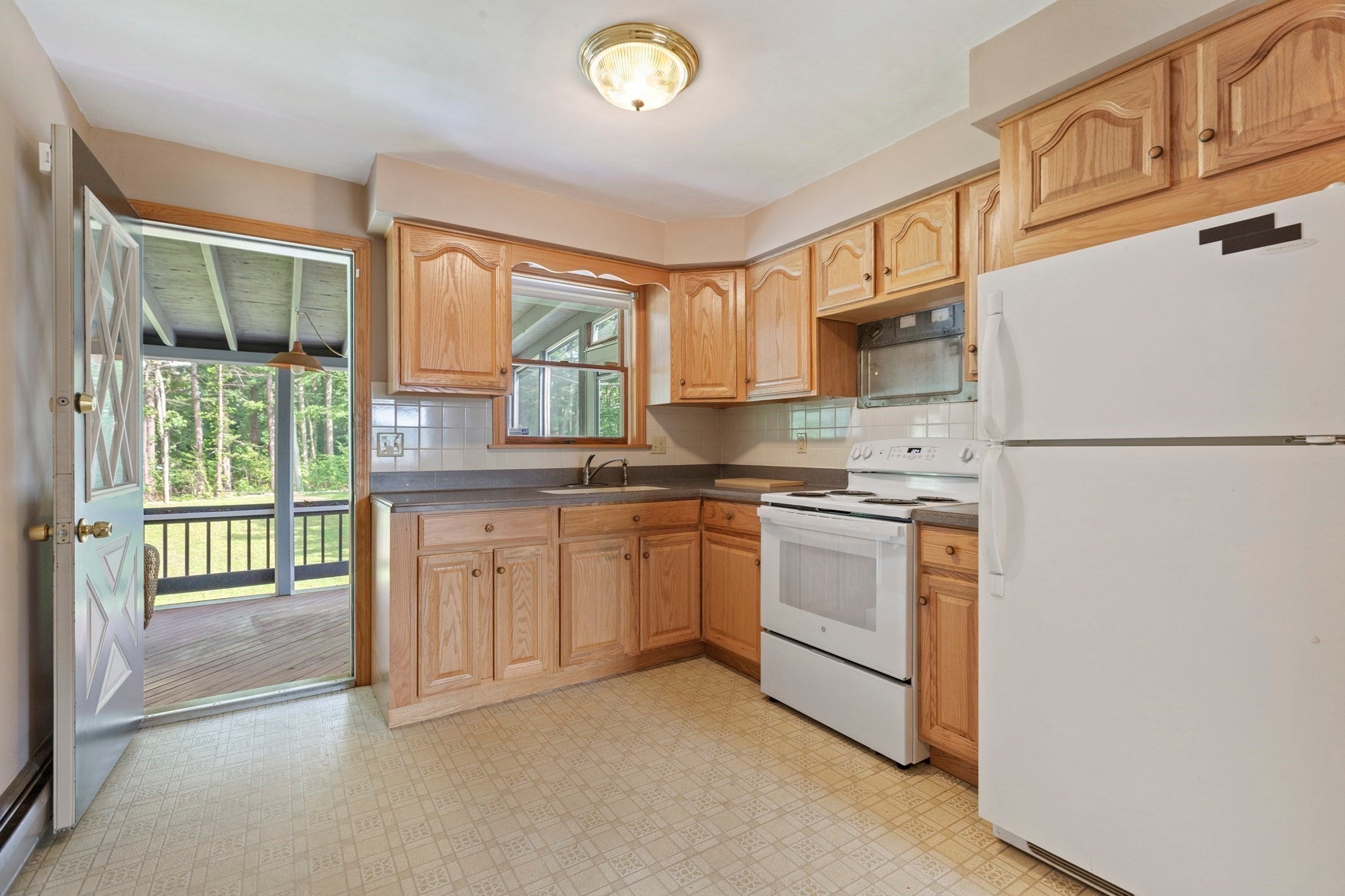 6 Tracey St, Acushnet, MA, 6 Tracey St, Acushnet, MA Photo #36