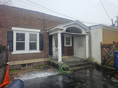 Photo of 1934 Acushnet Ave, New Bedford, MA 02745 (MLS # 73492566)