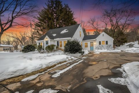 17 Walker St Westborough MA 01581