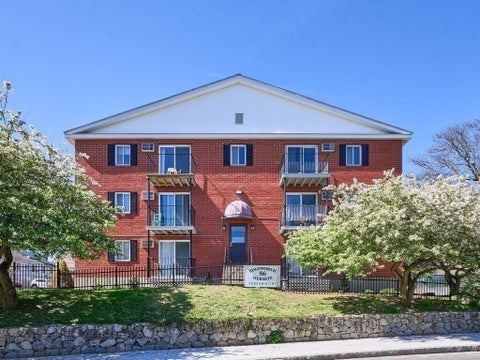 Photo of 56 Edgeworth St #22, Worcester, MA 01605 (MLS # 73549658)