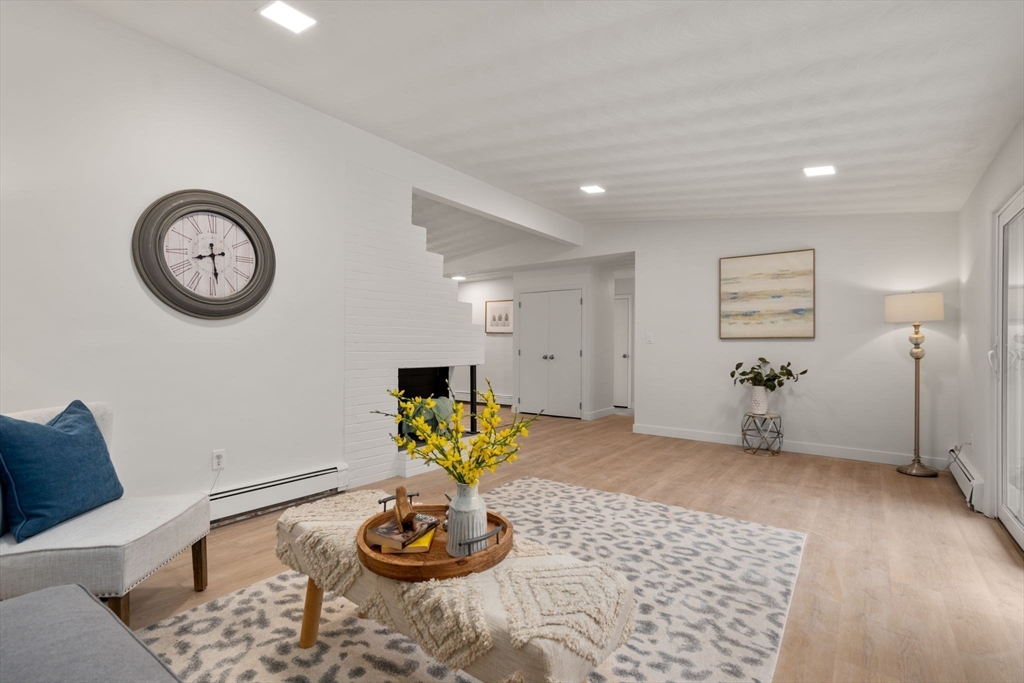 8 Clara Rd