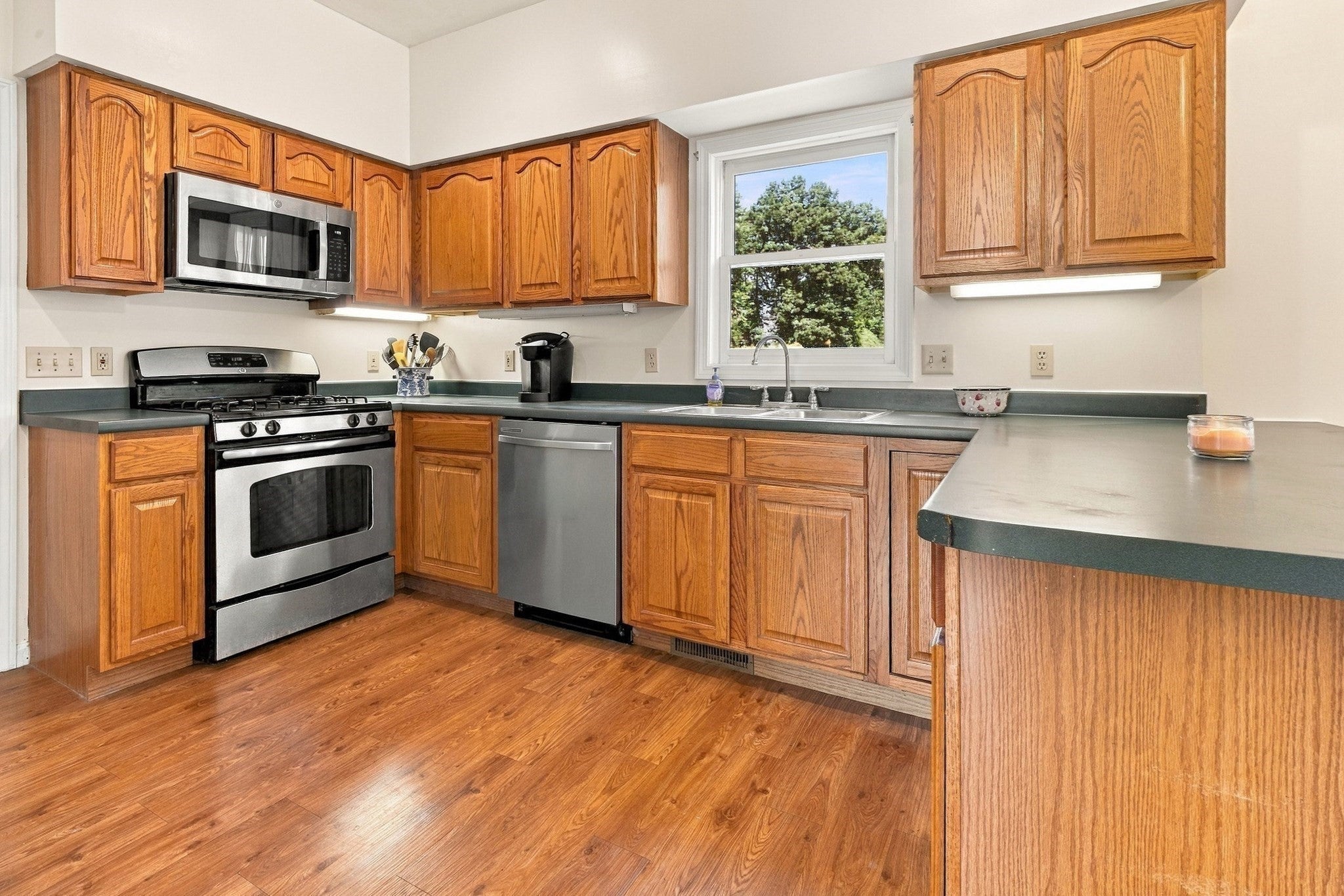 41 Juniperwood Dr, Haverhill, MA, 41 Juniperwood Dr, Haverhill, MA Photo #7