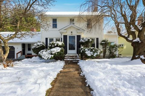 Photo of 48 Pleasant St, Westfield, MA 01085 (MLS # 73460342)