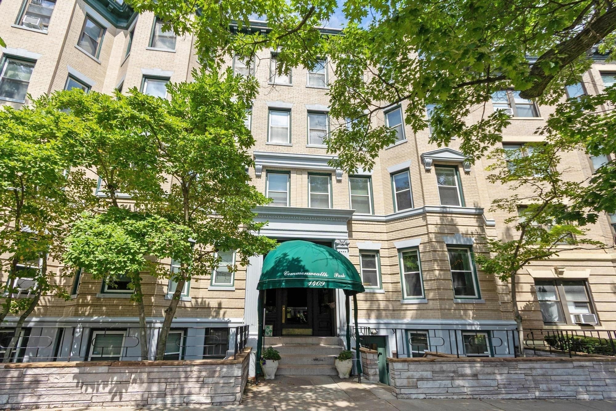 1409 Commonwealth Avenue #502, Boston, MA, 1409 Commonwealth Avenue #502, Boston, MA Photo #23